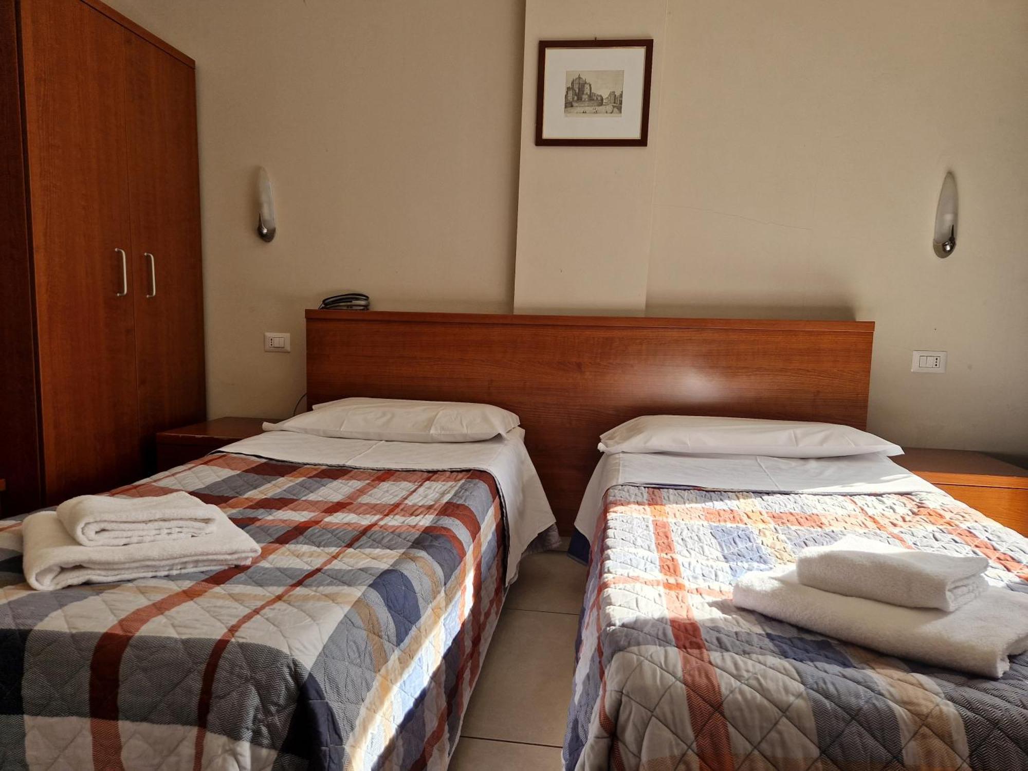 Hotel Bonola — Photos 1